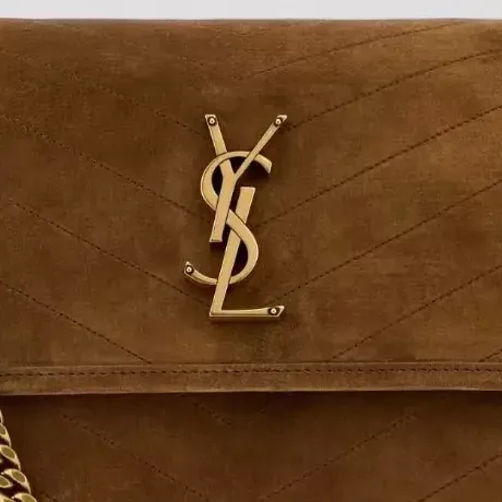 Mala de ombro Saint Laurent Niki Medium em camurça castanha acolchoada, placa YSL em tom dourado envelhecido