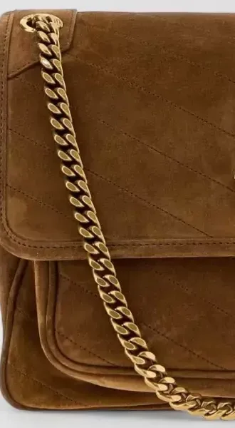 Mala de ombro Saint Laurent Niki Medium em camurça castanha acolchoada, corrente de elos grossos