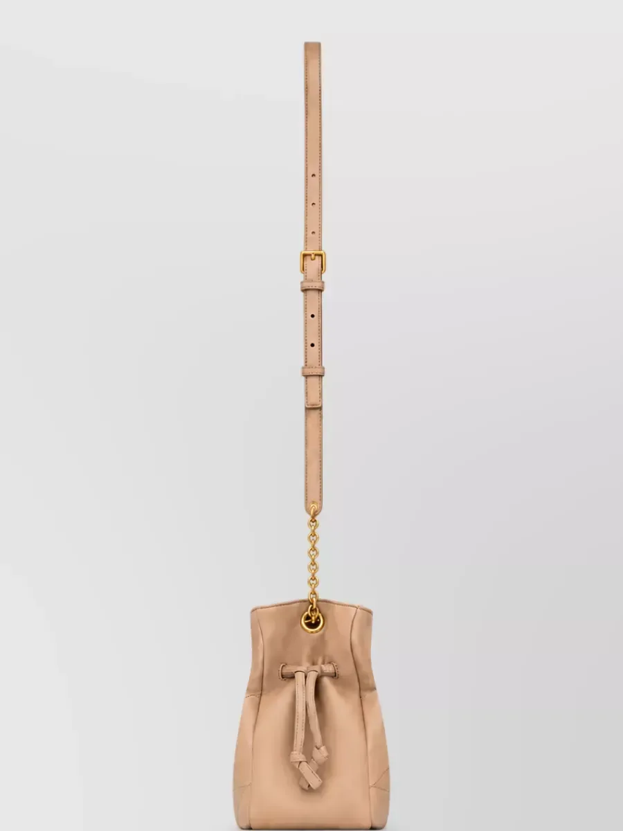 Saint Laurent Quilted Drawstring Clutch in Beige, Foto 3