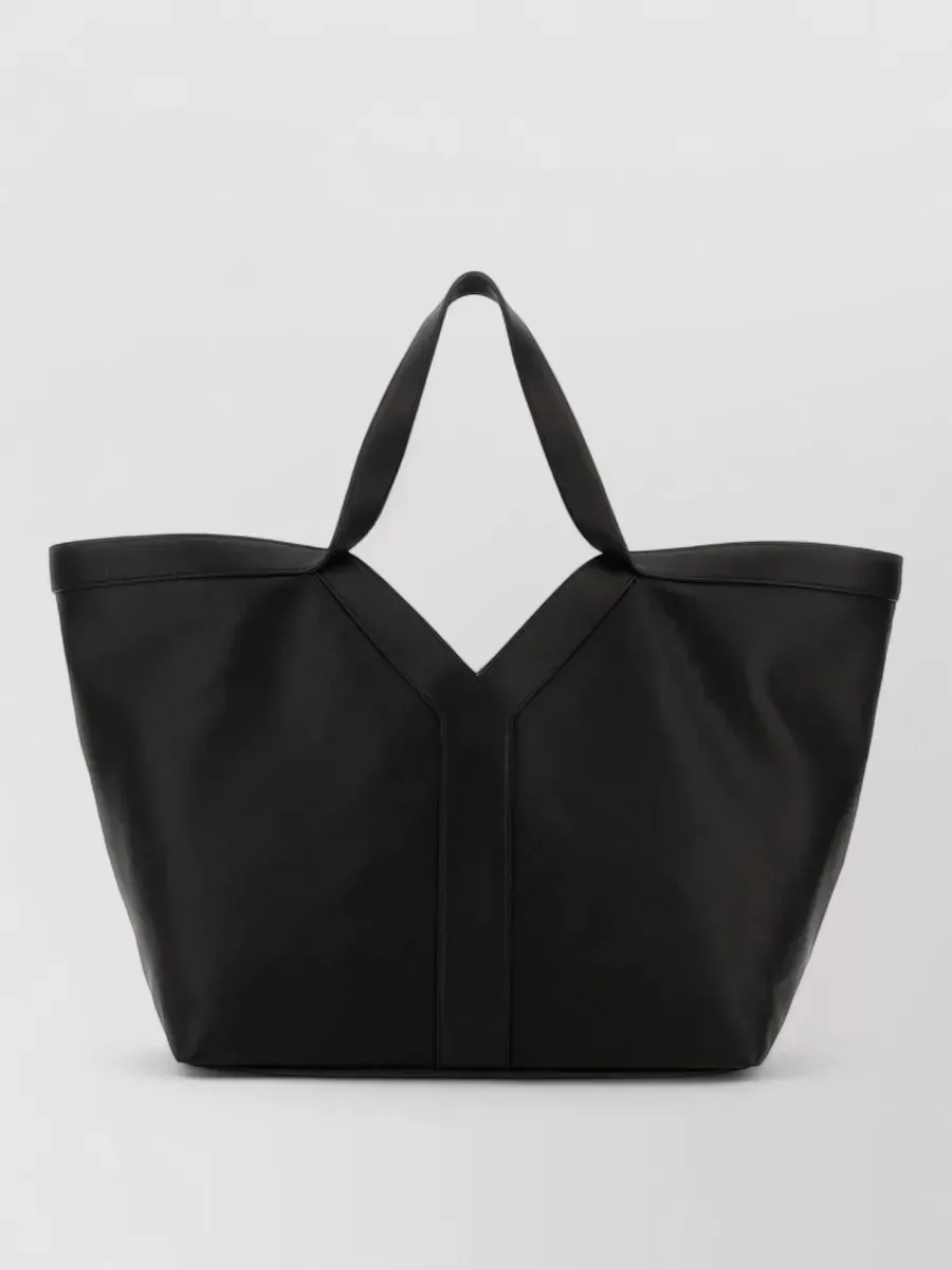 Saint Laurent Y en noir, photo 1