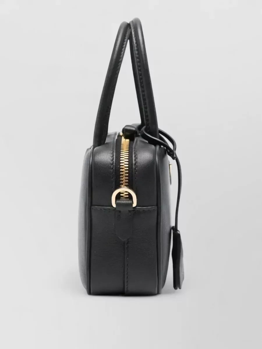 Prada Mini Tote aus Leder in Schwarz, Foto 4