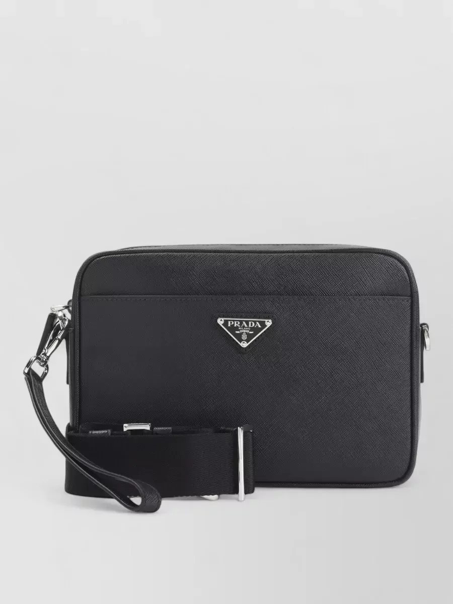 Prada حقيبة كتف سوداء باللون الأسود، صورة 1