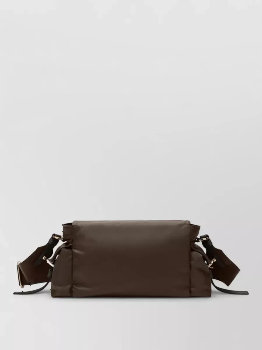 Prada Flap Shoulder Bag in Braun, Foto 2