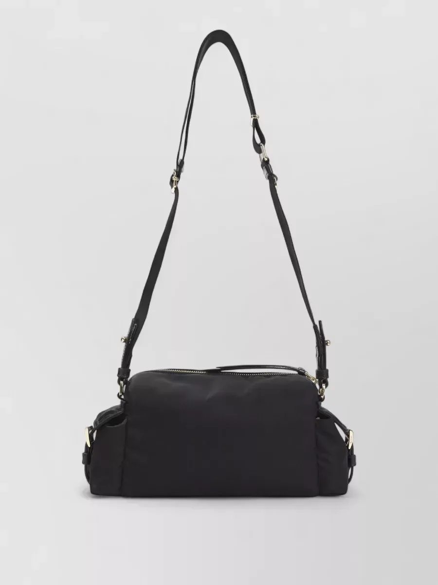 Prada Explore Small in Schwarz, Foto 3