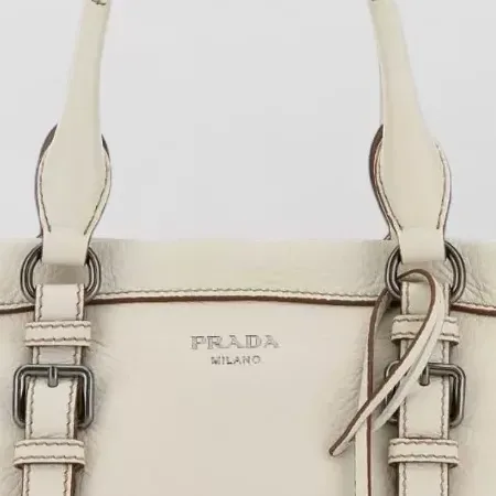 Prada Large Deerskin Shoulder Bag in Beige, dettaglio