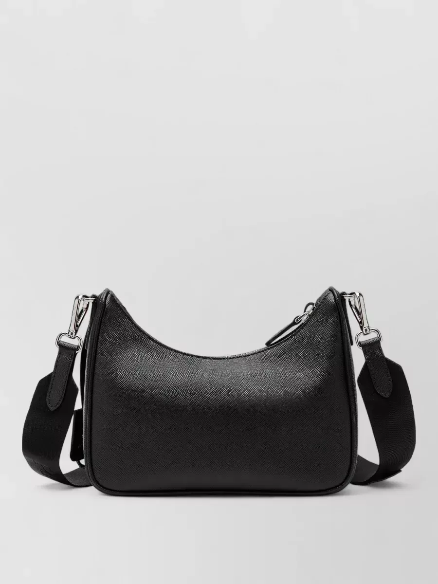 Prada Strukturierte Schultertasche mit Kette in Schwarz, Foto 2