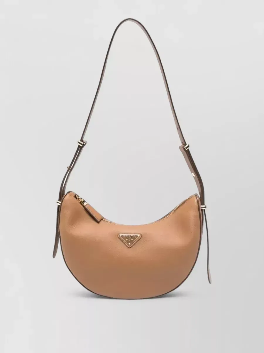 Prada Curved Zip Schultertasche in Braun, Foto 1