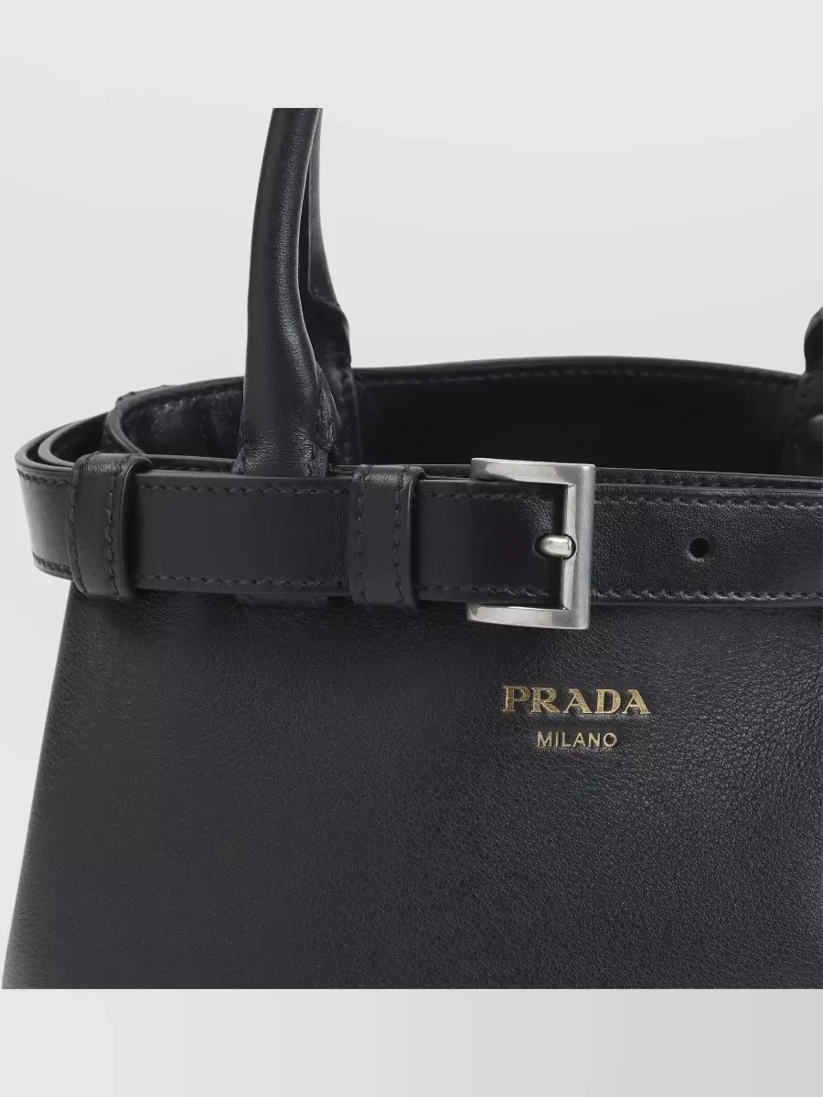 Prada Buckle Small in Schwarz, Foto 4