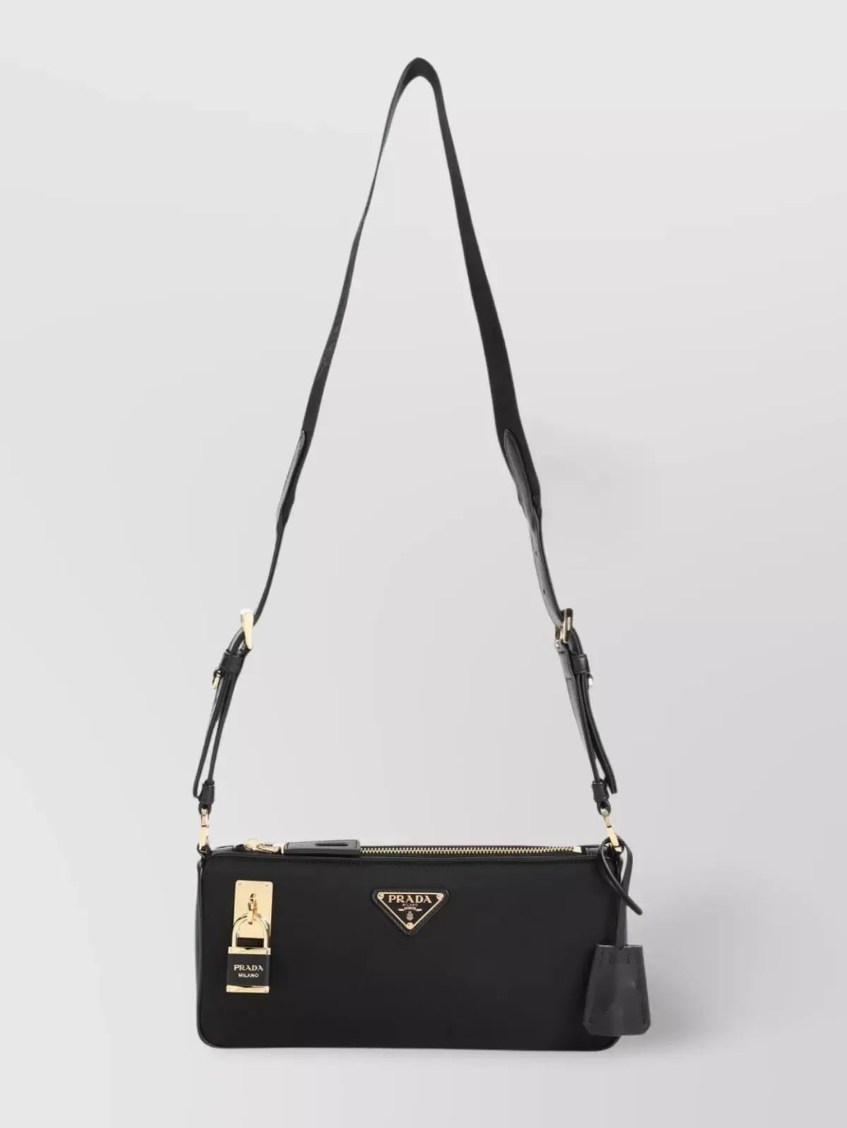 Prada Re-Edition in Schwarz, Foto 1