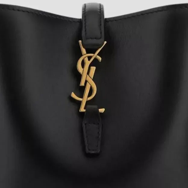 Saint Laurent Le 37 Mini noir, sac seau, détail