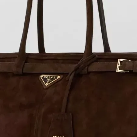 Prada Bonnie Large in Brown, detail