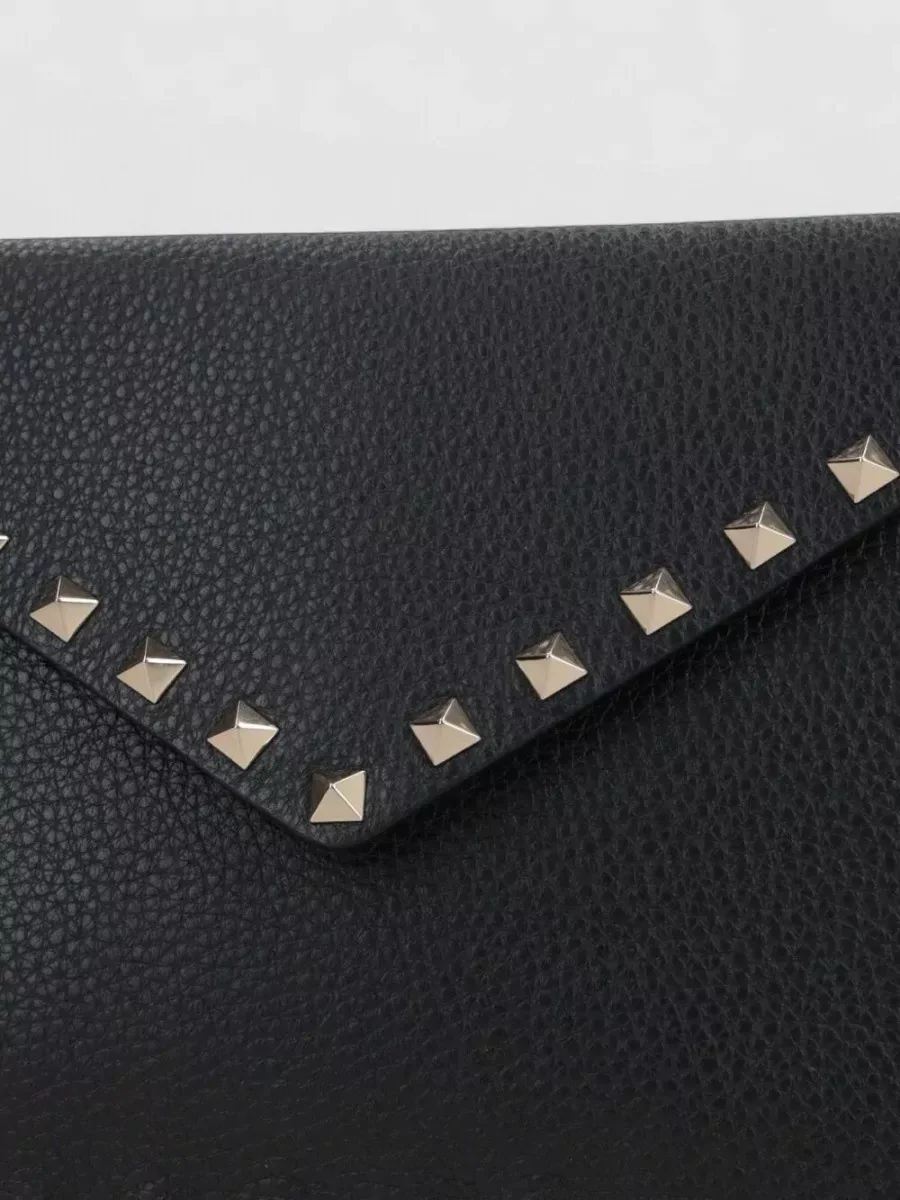 Valentino Garavani Sacs du Soir Envelope Clutch in Schwarz, Foto 2