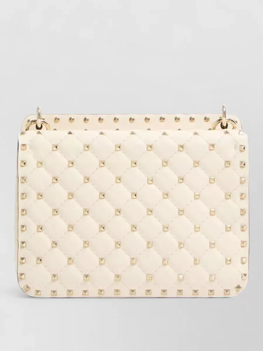 Clutch média Valentino Garavani Rockstud Spike Medium em Marfim, foto 2