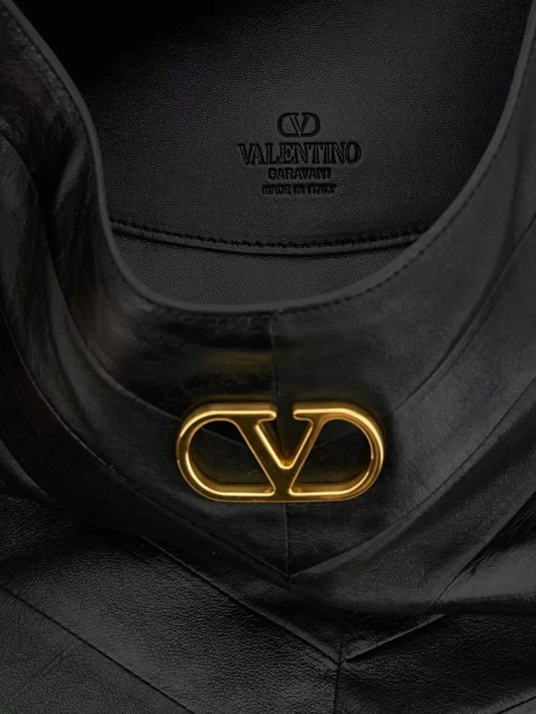 Sac Valentino Garavani Hoboho Medium en noir, photo 4