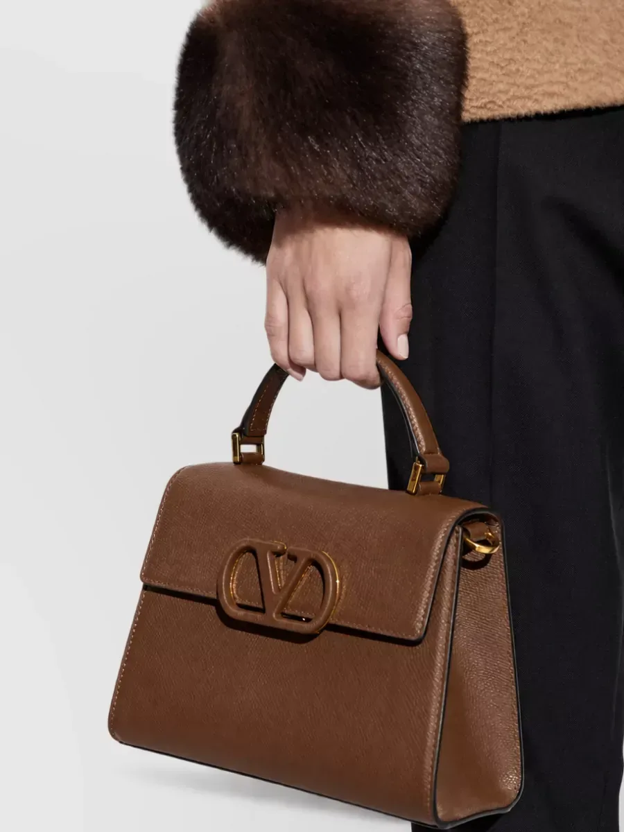 Bolso de hombro Valentino Garavani Rockstud Spike en marrón, foto 2