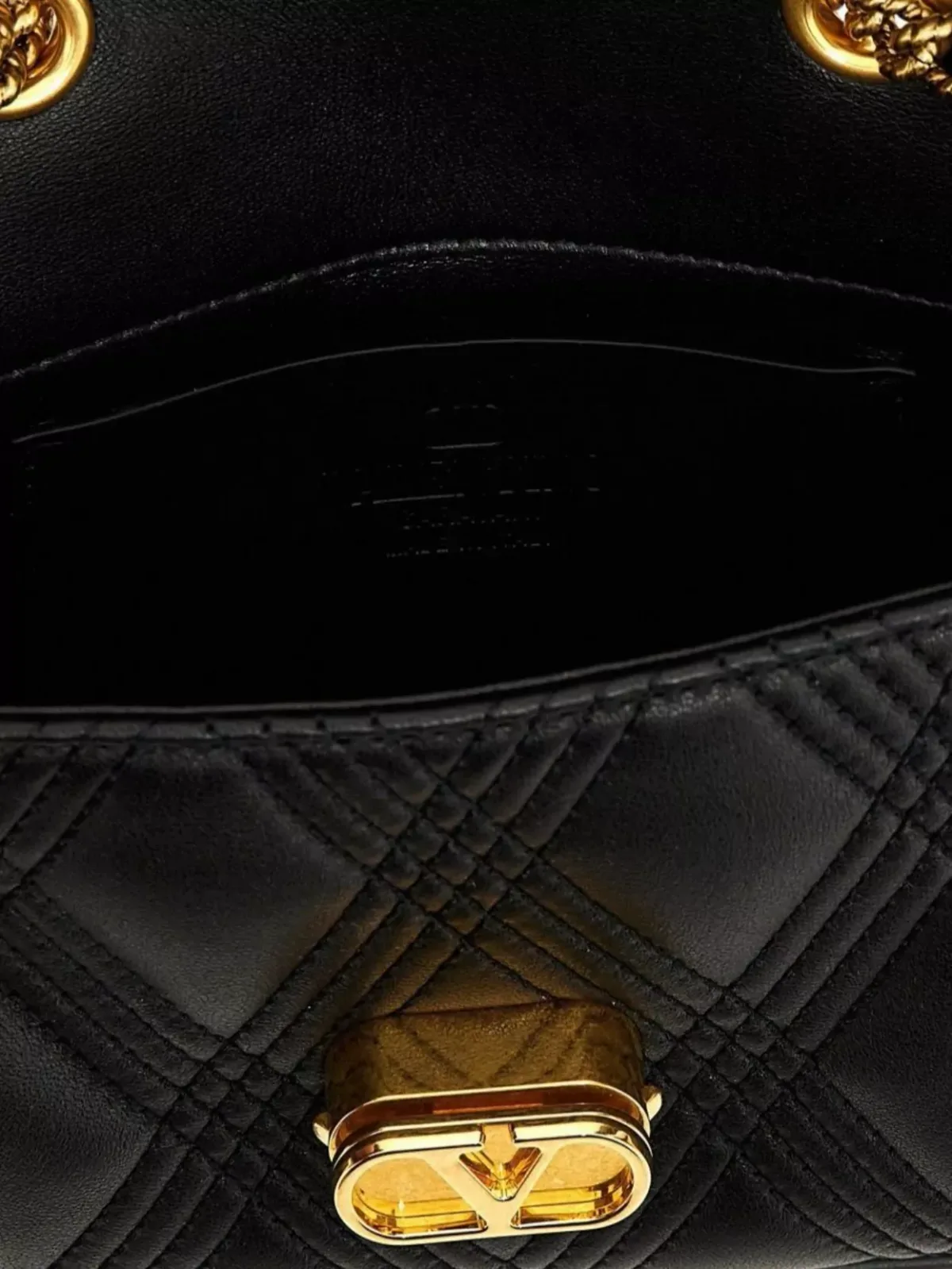 Valentino Garavani mala de ombro acolchoada com tachas em preto, foto 3