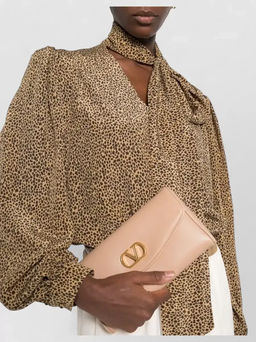 Valentino Garavani DeVain Small in Beige, photo 2