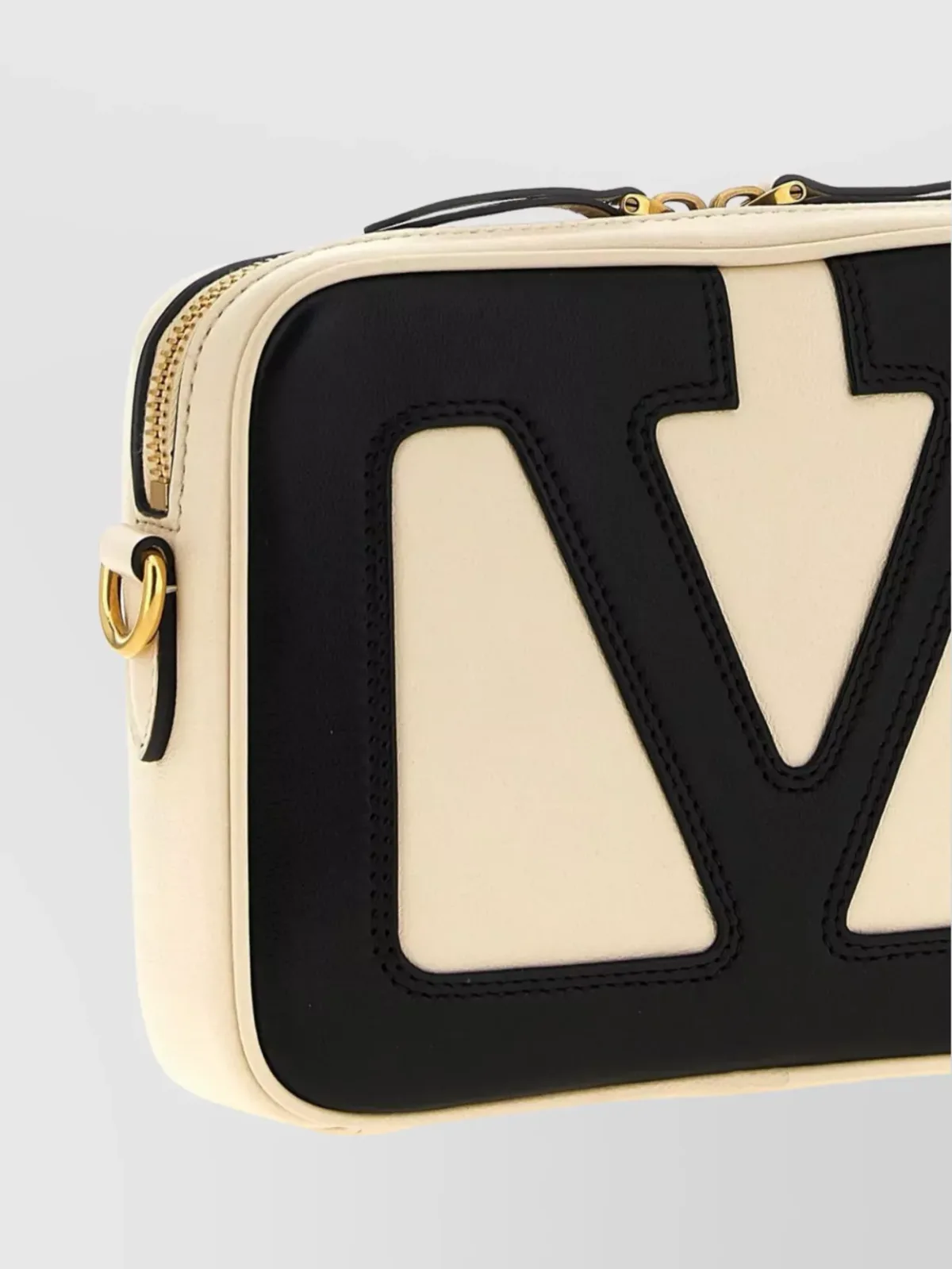 Valentino Garavani Viva Superstar Maxi in Beige, photo 4