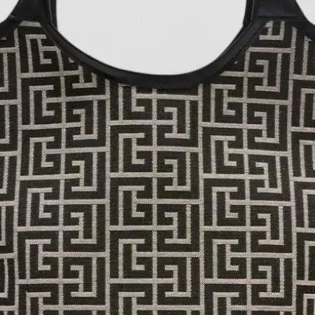 Balmain Mini Leather Tote in Black, detail