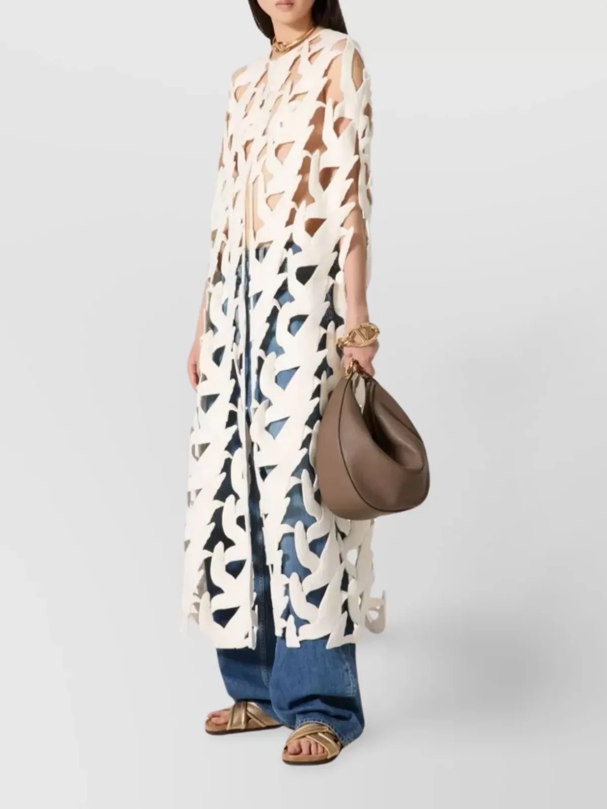 Valentino Garavani VLogo Signature Medium باللون التوبي، صورة 2