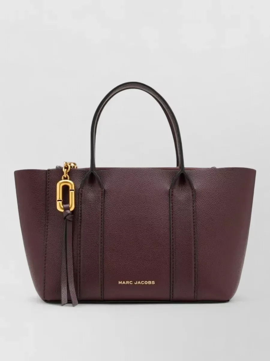 Marc Jacobs Small Pebble Leather Tote باللون العنابي، صورة 3