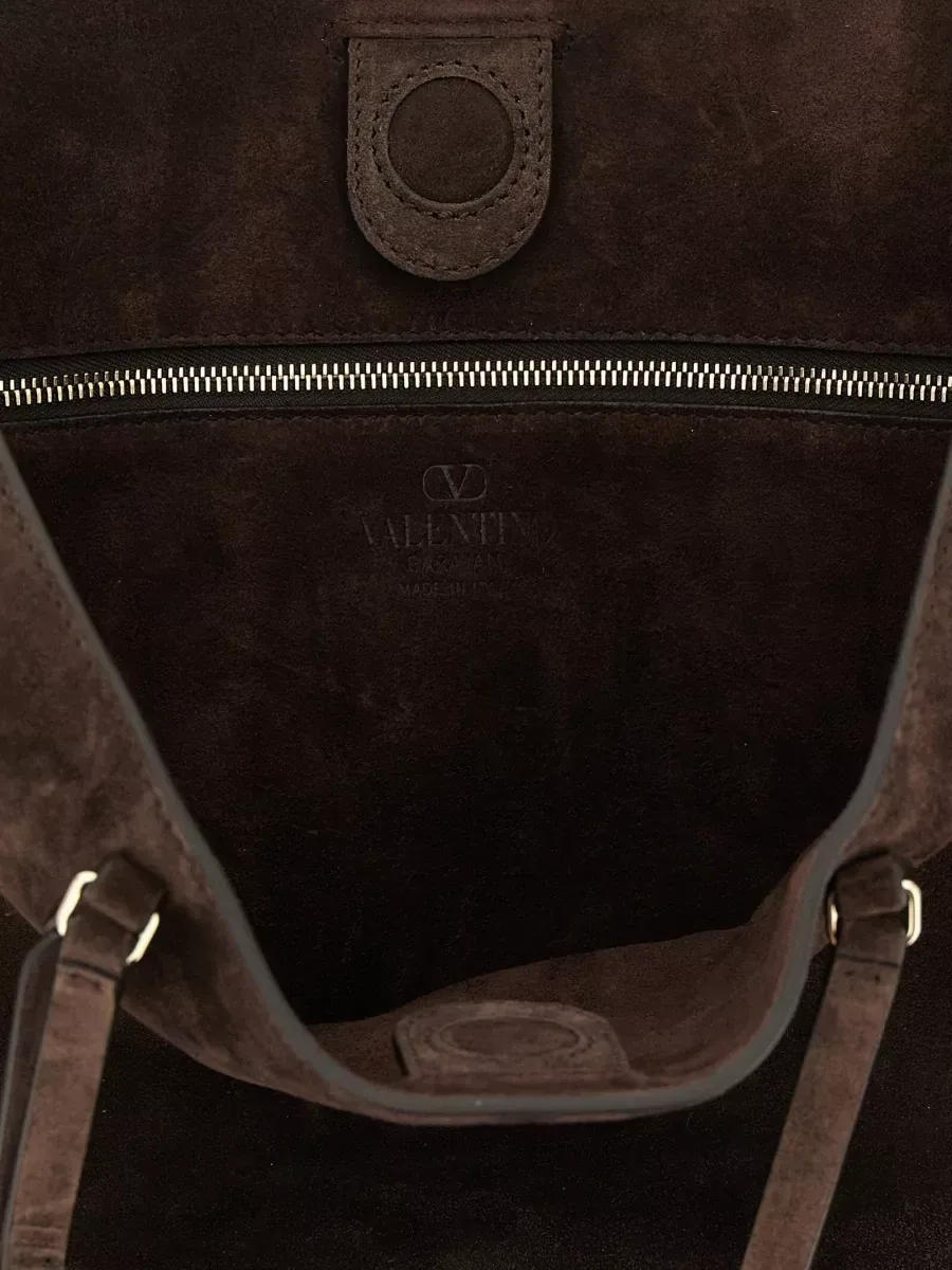 Valentino Garavani Studded Suede Tote Medium in Braun, Foto 4