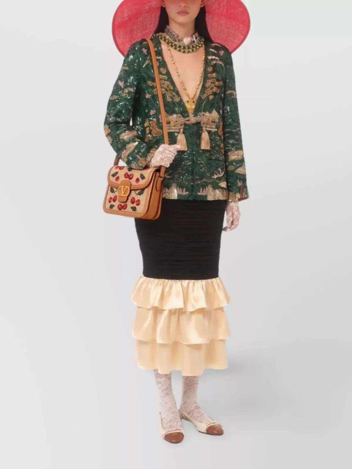 Valentino Garavani Embroidered Raffia Shoulder Bag in beige, foto 2