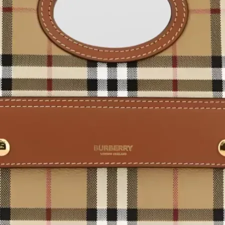 Borsa tote Burberry Pocket Mini in beige, dettaglio