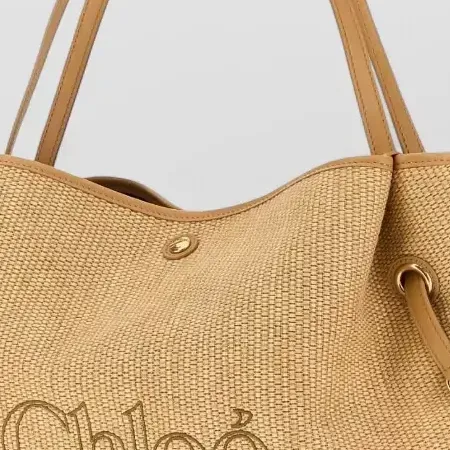 Cabas Chloé Clover en raphia beige, détail
