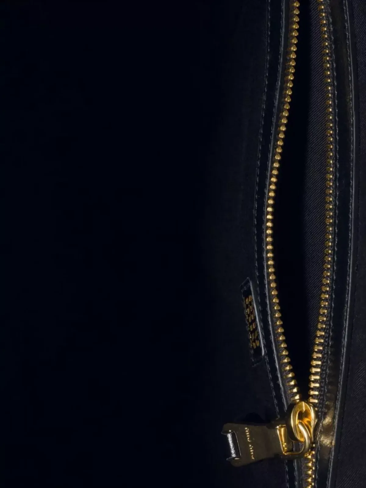 Miu Miu Leather Tote in Schwarz, Foto 4