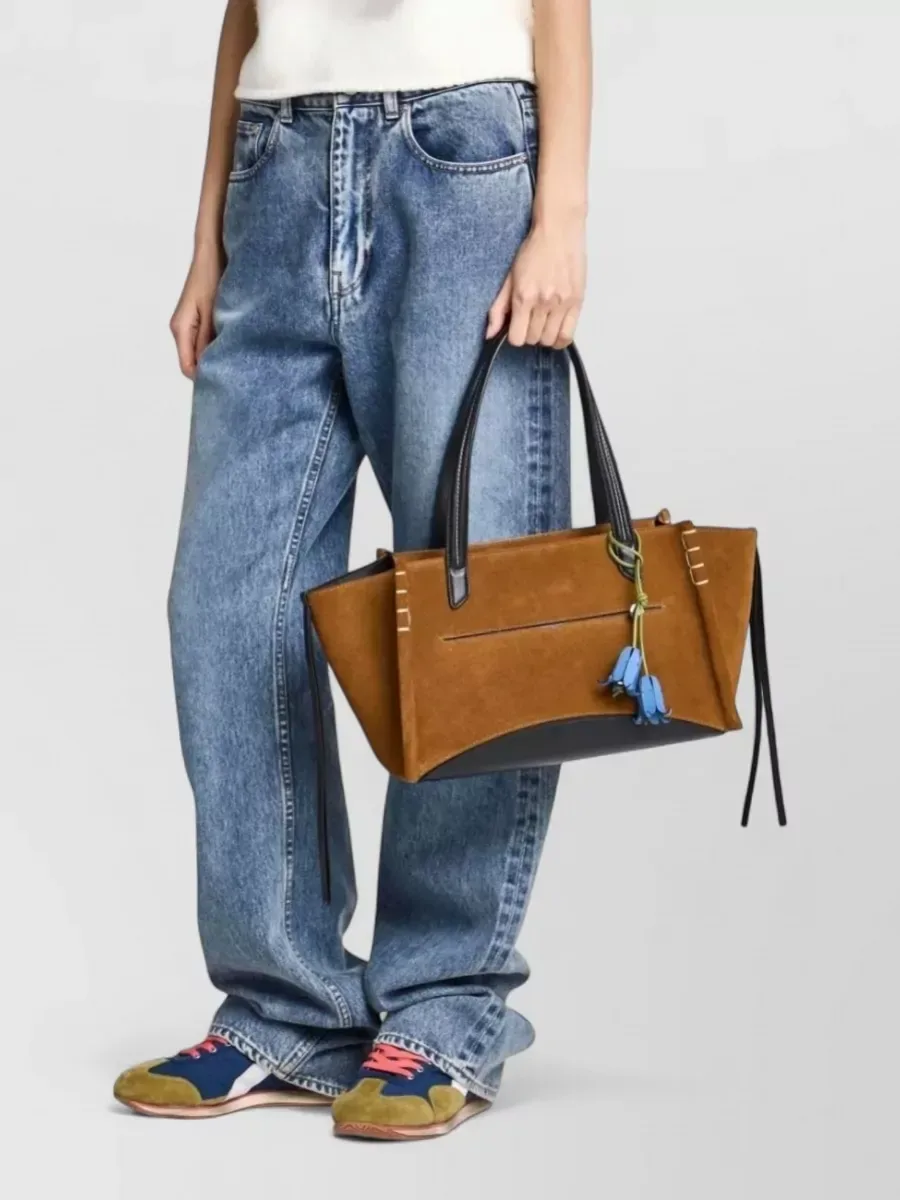 JW Anderson Loafer Bag in Kamel, Foto 2