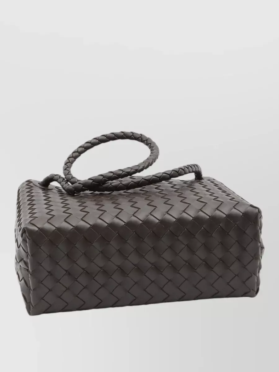 Bottega Veneta Andiamo Medium in Brown, photo 4