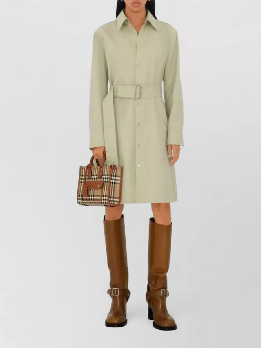 Burberry Freya Mini باللون البيج، الصورة 2