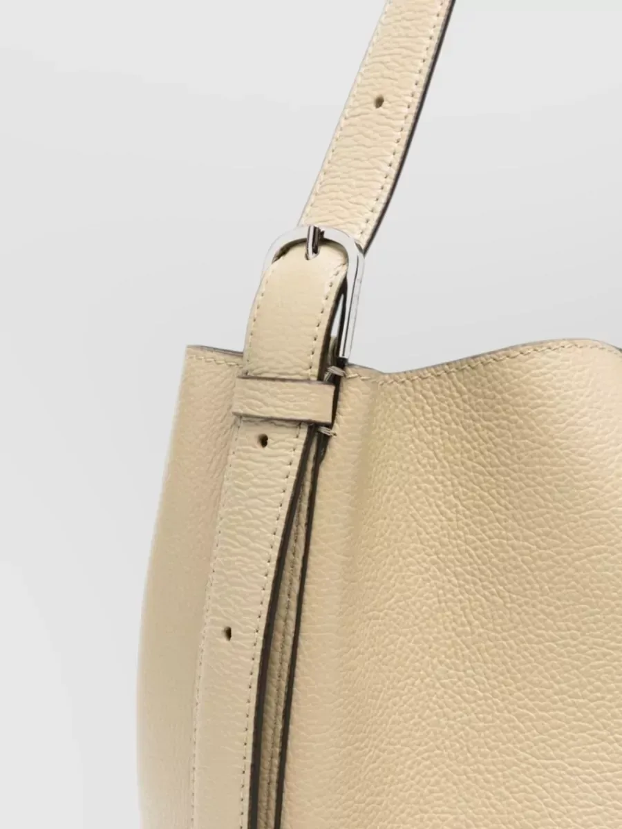 Totême Belted Shoulder Bag in Beige, photo 4