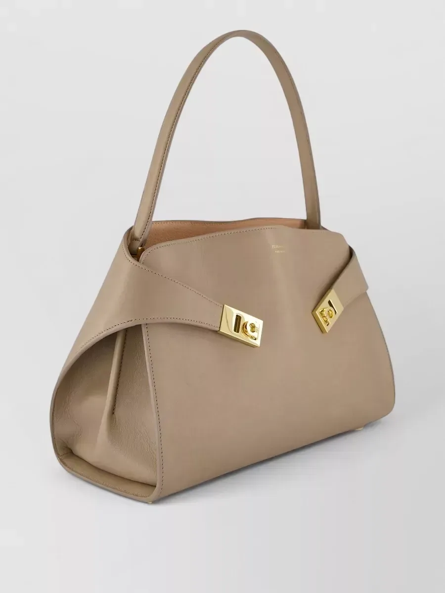 Ferragamo The Hug Medium em bege, foto 3