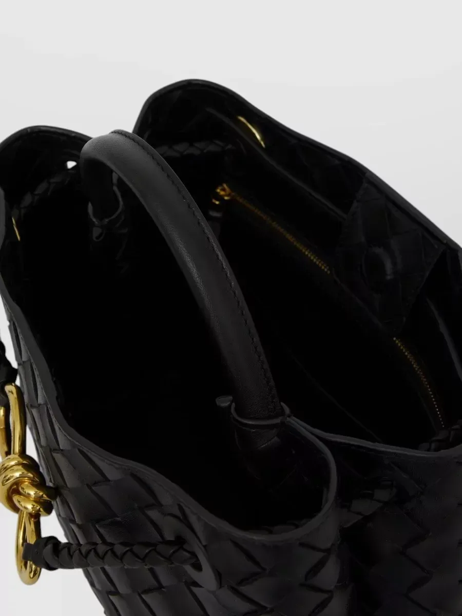 Bottega Veneta Andiamo Small in Schwarz, Foto 3