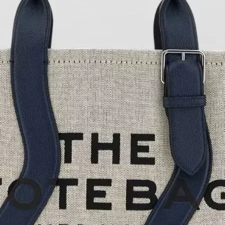 Marc Jacobs The Tote Bag en beige, détail