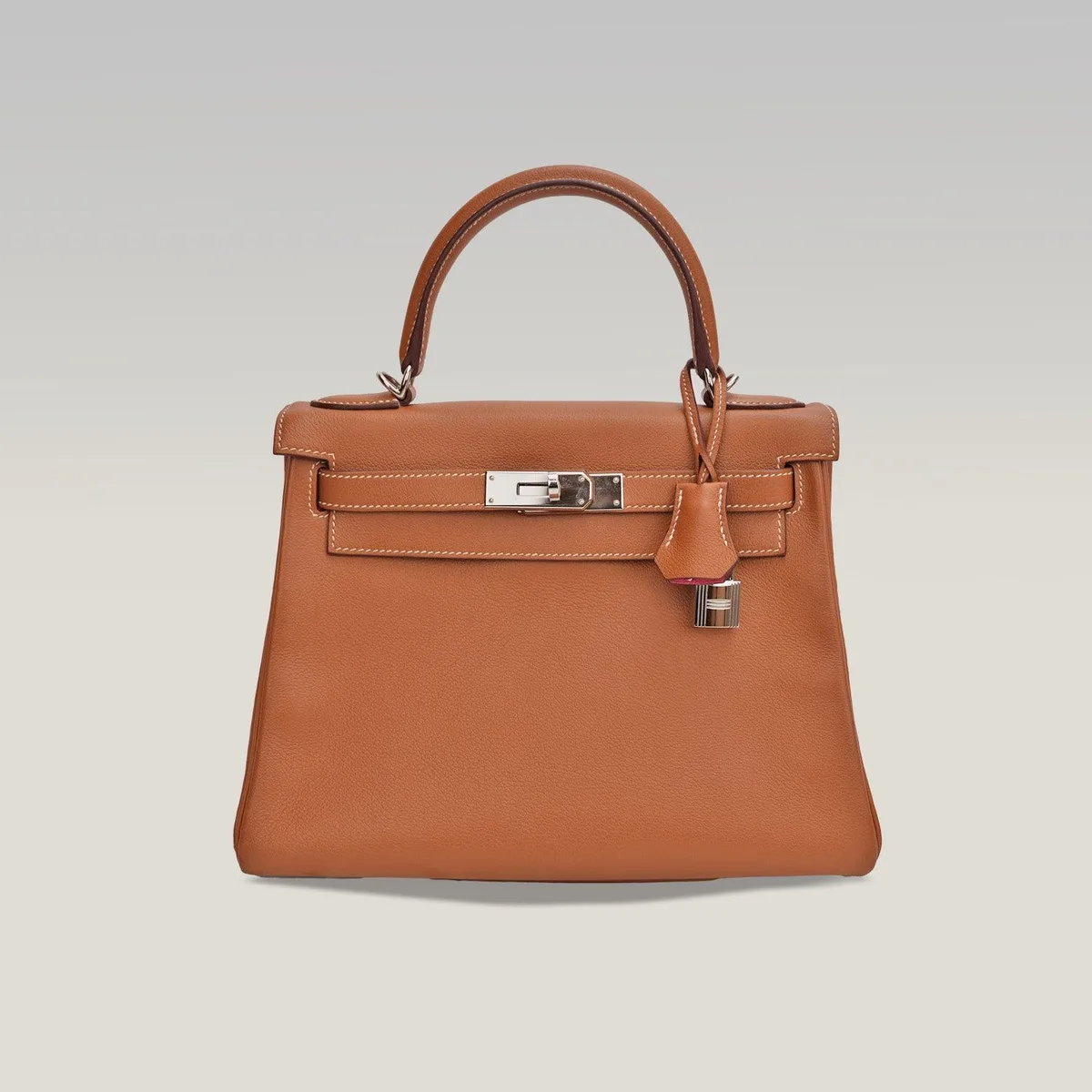Hermès Kelly 28 in Gold Leather with Silver-Tone Hardware