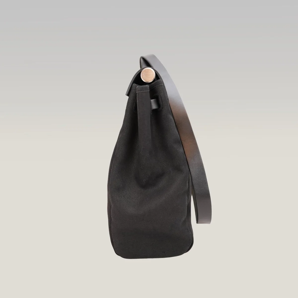 Hermès Herbag 31 in Schwarz, Foto 5