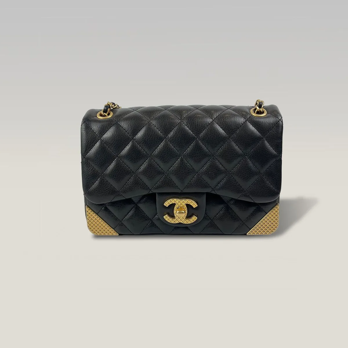 Chanel Classic Flap Small in Schwarz, Foto 2