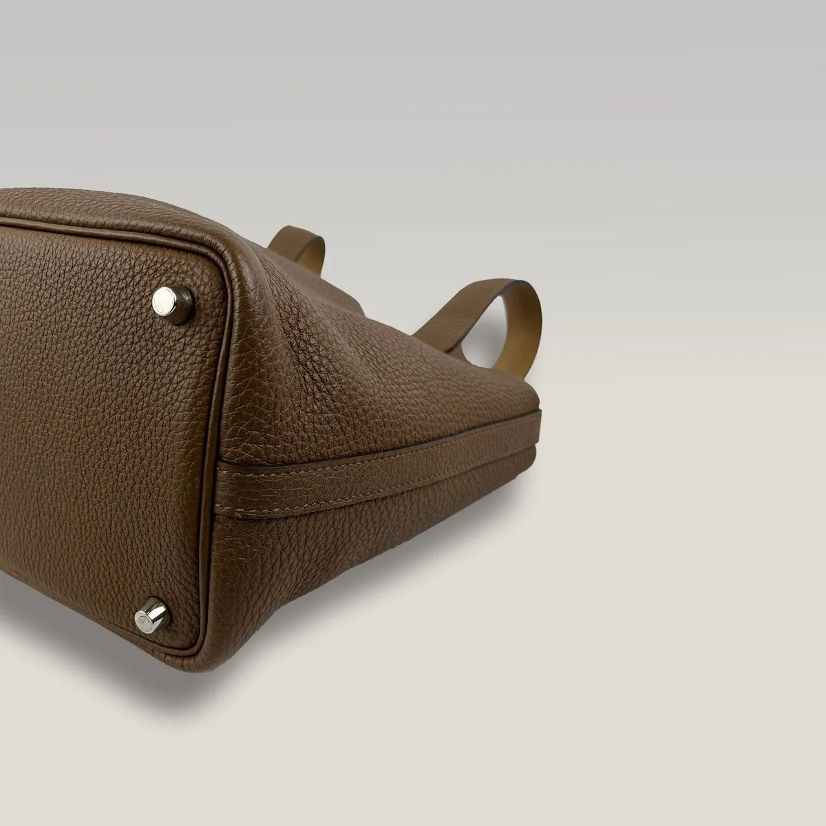 Hermès Picotin Lock 18 in Gold, photo 6