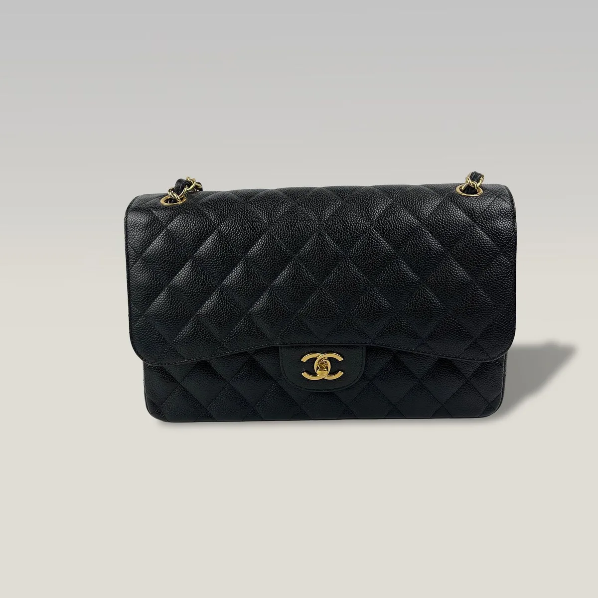 Chanel Classic Flap Jumbo in Black, photo 2