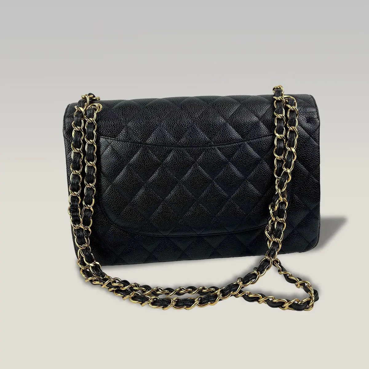 Chanel Classic Flap Jumbo in Black, photo 3