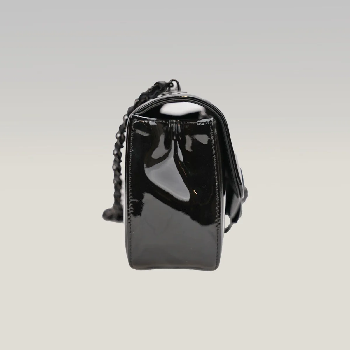 Chanel Small Flap Bag in Black, photo 5