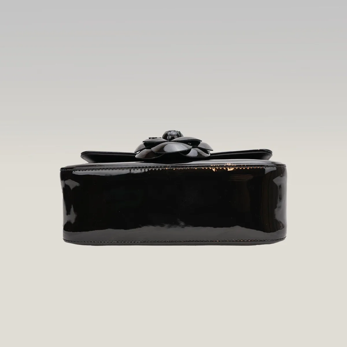 Chanel Small Flap Bag in Black, photo 6