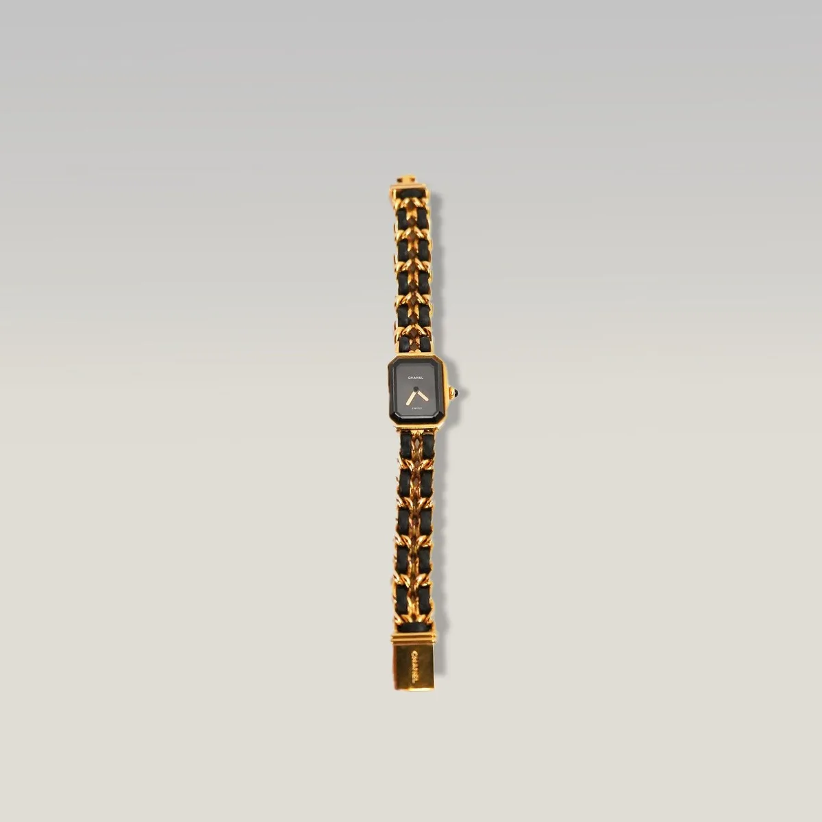 Chanel Première in Black and Gold, photo 2