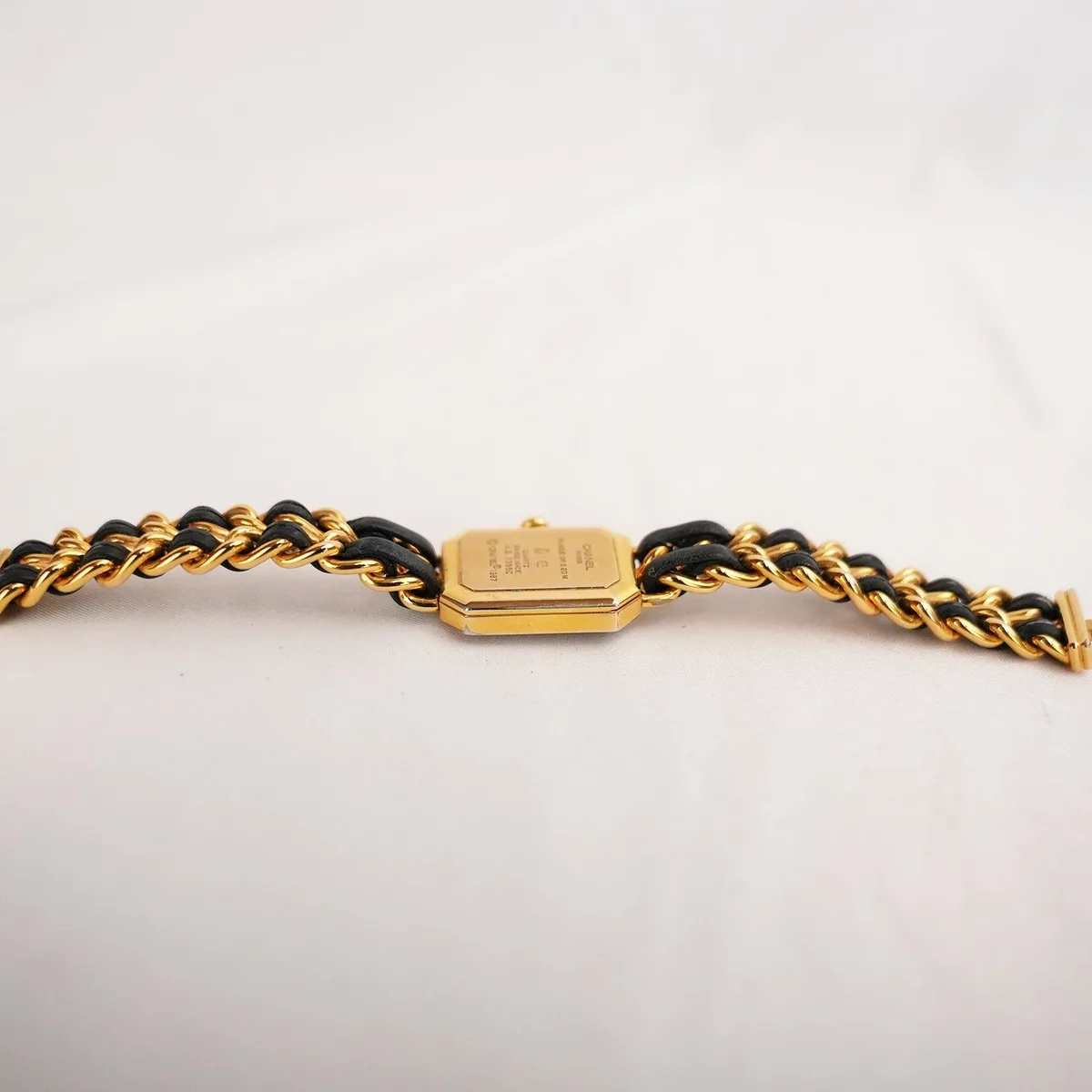 Chanel Première in Black and Gold, photo 4