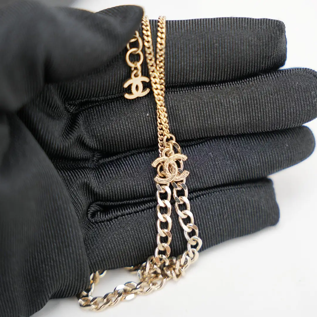 Chanel Long CC Dog Tag Necklace in Antique Gold, photo 5