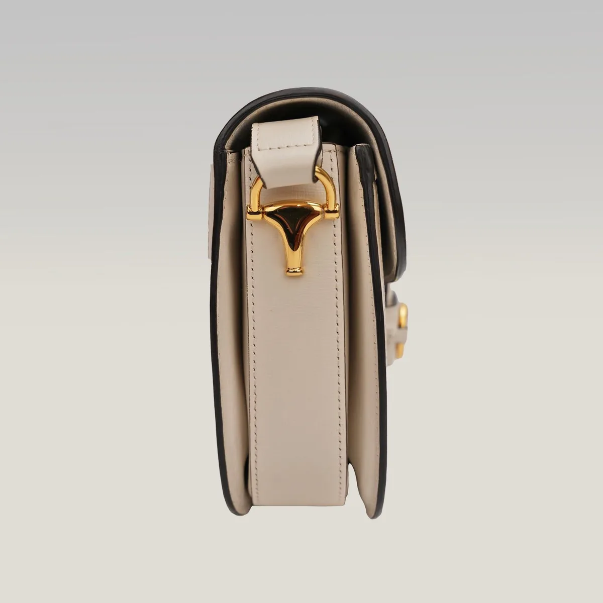 Gucci Horsebit 1955 in Beige and White, photo 5