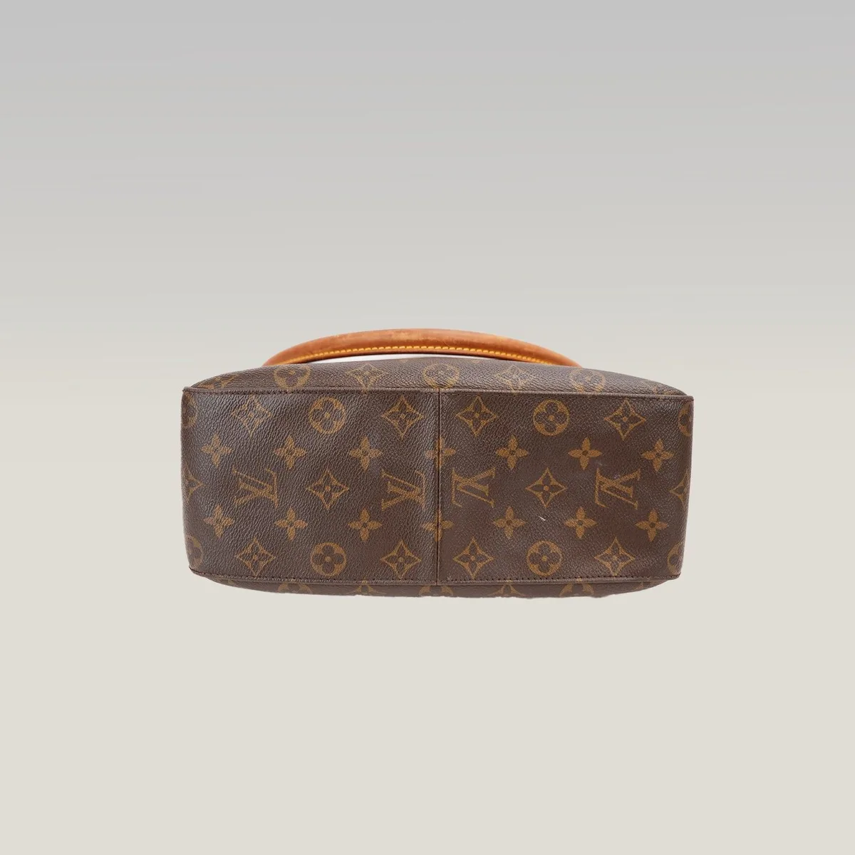 Louis Vuitton Looping GM in Brown, photo 6